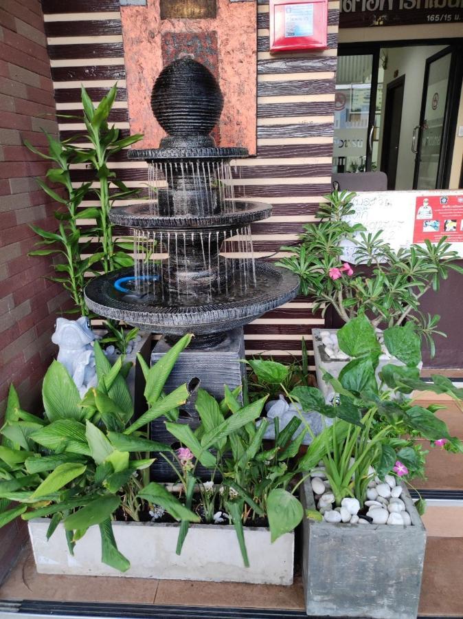 โสดาอพาร์ทเม้นท์​ Apartment Ban Lam Phak Kut Luaran gambar